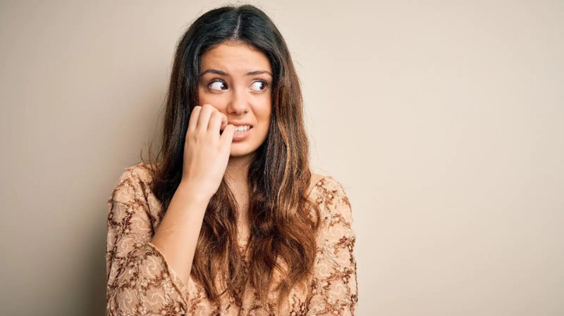 onychophagie arrêter de se ronger les ongles bagues anti stress bague d'anxiété anti anxiete maginosa lullie positivjewelry atelier daphne