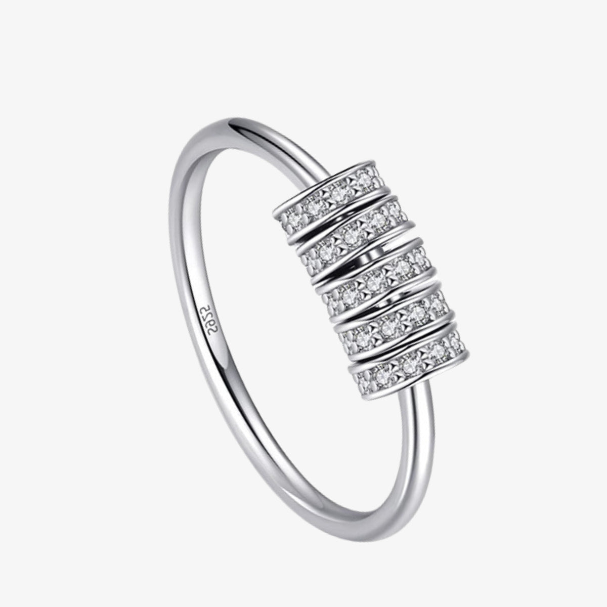 bague rotative anti stress d'anxiété et relaxante pour femme couleur or en acier inoxydable lullie, lullie.fr , maginosa aurora aide à ne plus se ronger les ongles onychophagie, aide à ne plus se triturer la peau dermatillomanie, aide à ne plus s'arracher les cheveux trichotillomanie, améliore la concentration, fidget ring, jouet fidget, fidget toys, positivjewelry, atelierdaphne, lullie.co, lullie, bague d'anxiété, bague anti stress