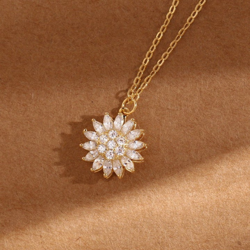 bague rotative anti stress d'anxiété et relaxante pour femme couleur or en acier inoxydable lullie, lullie.fr , maginosa aurora aide à ne plus se ronger les ongles onychophagie, aide à ne plus se triturer la peau dermatillomanie, aide à ne plus s'arracher les cheveux trichotillomanie, améliore la concentration, fidget ring, jouet fidget, fidget toys, positivjewelry, atelierdaphne, lullie.co, lullie, bague d'anxiété, bague anti stress