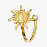 bague rotative anti stress d'anxiété et relaxante pour femme couleur or en acier inoxydable lullie, lullie.fr , maginosa aurora aide à ne plus se ronger les ongles onychophagie, aide à ne plus se triturer la peau dermatillomanie, aide à ne plus s'arracher les cheveux trichotillomanie, améliore la concentration, fidget ring, jouet fidget, fidget toys, positivjewelry, atelierdaphne, lullie.co, lullie, bague d'anxiété, bague anti stress